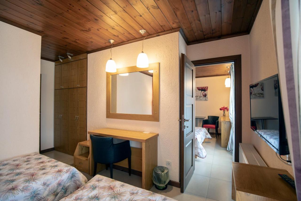 Asimina Guesthouse, Eptalofos Parnassos Екстериор снимка