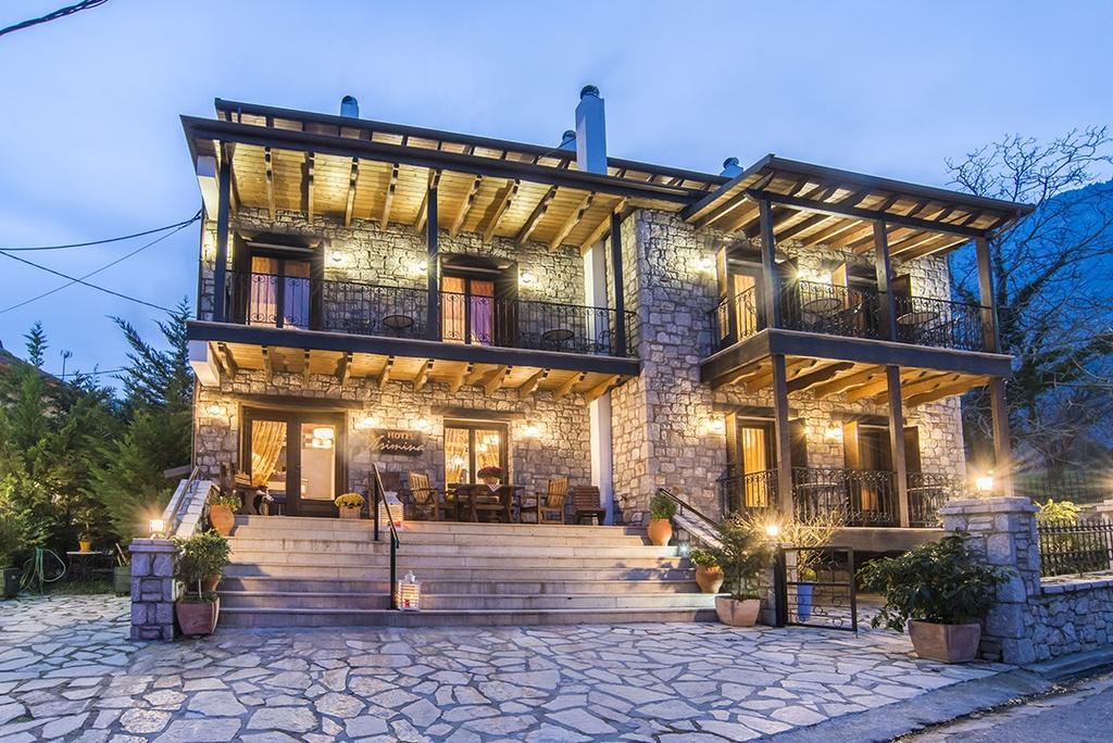 Asimina Guesthouse, Eptalofos Parnassos Екстериор снимка